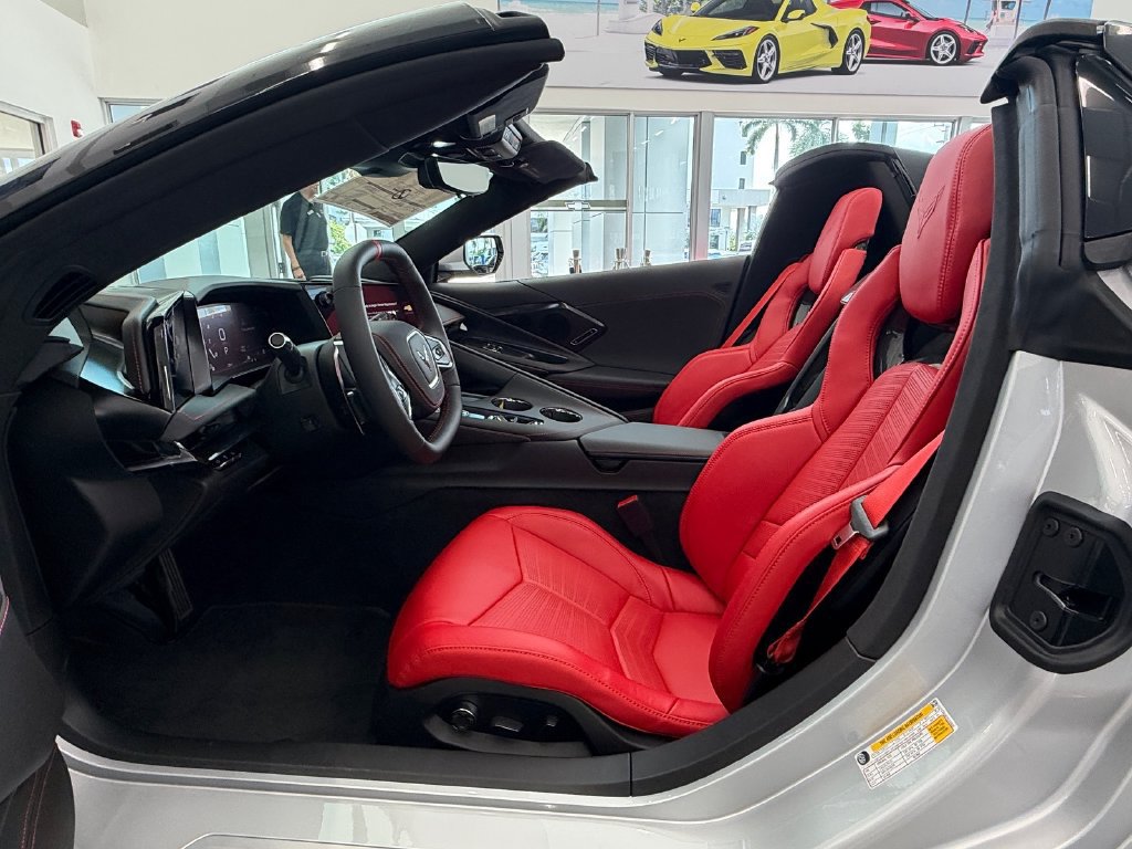 New 2027 Chevrolet Corvette Stingray Convertible w/ Z51 Performance Package RWD image 9