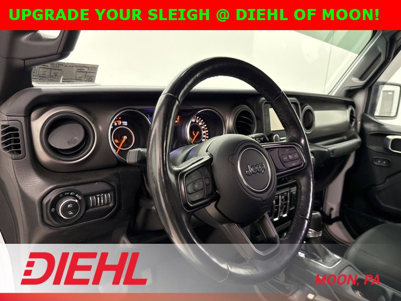 Certified 2021 Jeep Gladiator Willys image 17