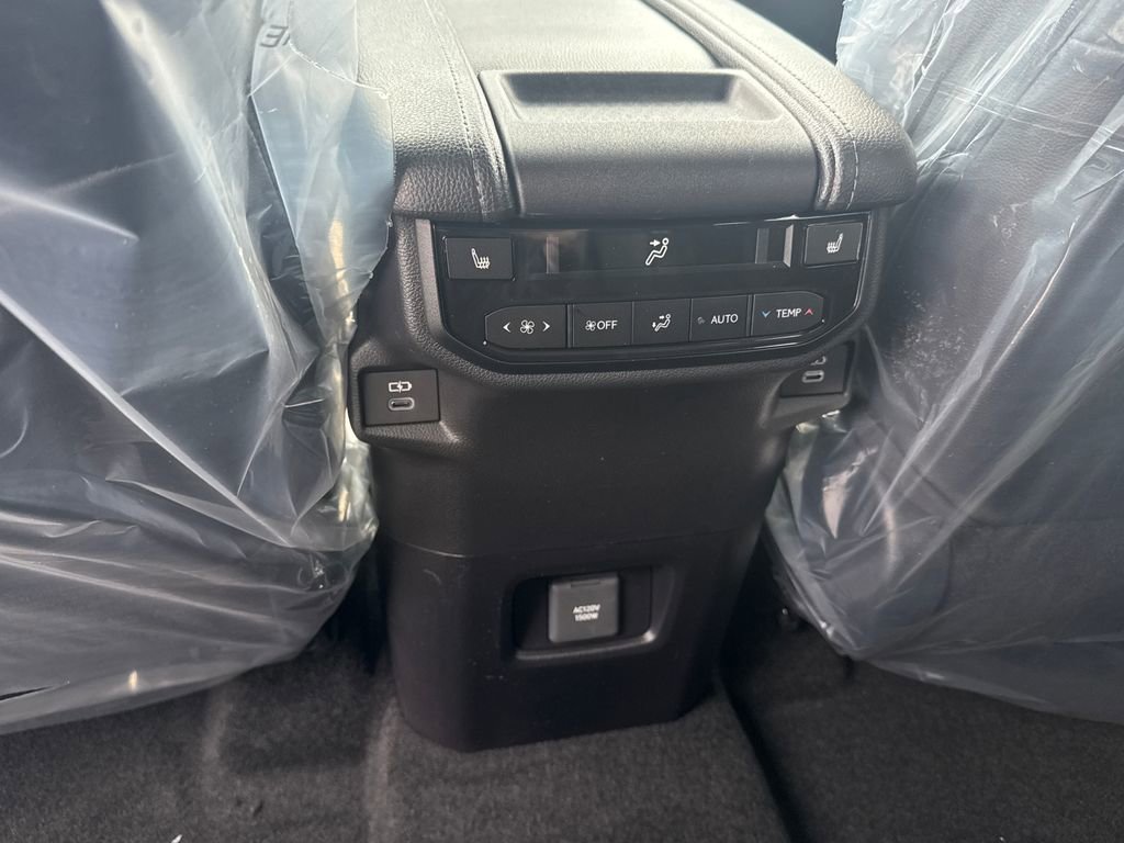 New 2026 Toyota Grand Highlander AWD Hybrid image 16