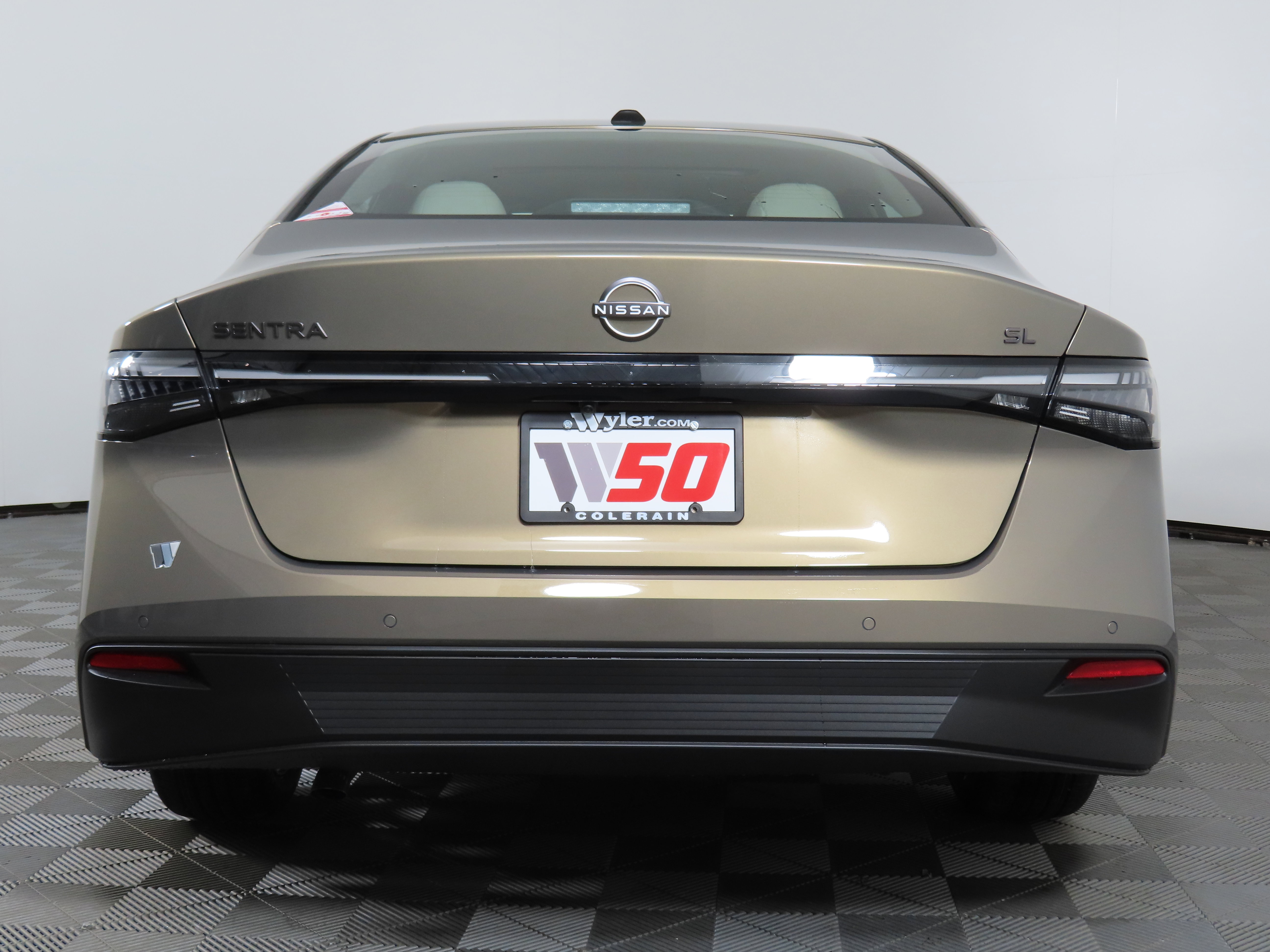 New 2026 Nissan Sentra SL w/ Floor Mat Package FWD image 18