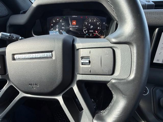 Used 2022 Land Rover Defender 90 X-Dynamic S image 16