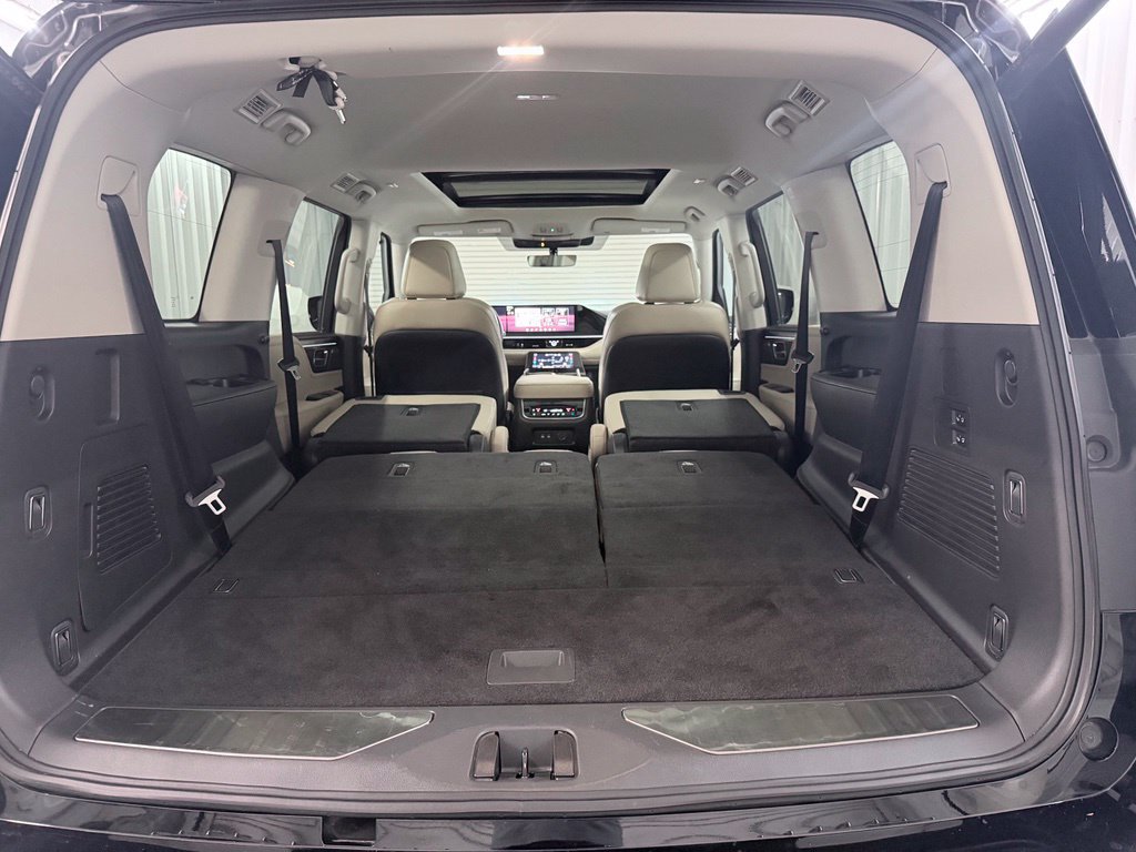 Certified 2025 INFINITI QX80 Pure w/ Exterior Package AWD/4WD image 46
