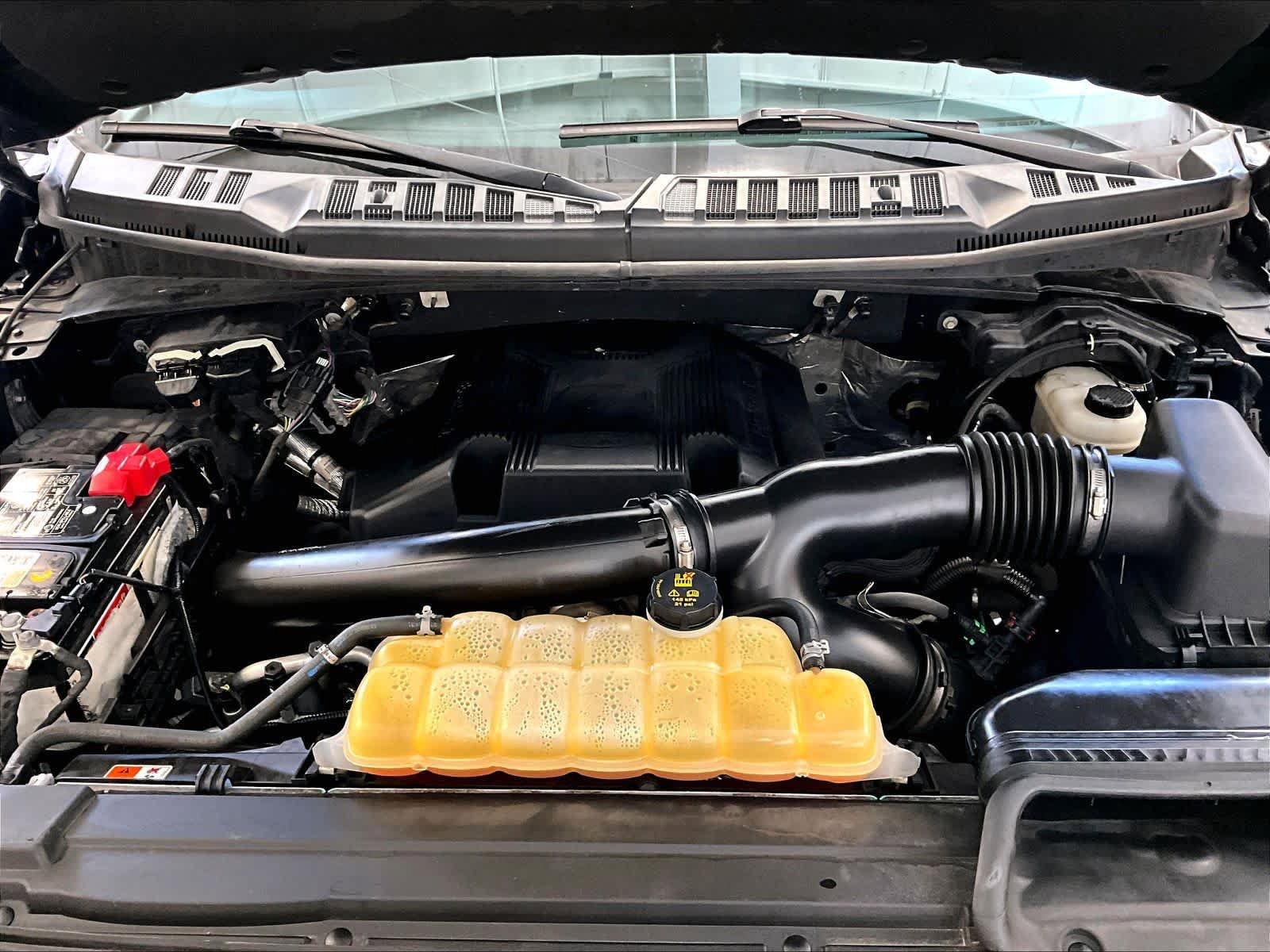 Used 2018 Ford F150 XLT w/ Equipment Group 302A Luxury AWD/4WD image 30