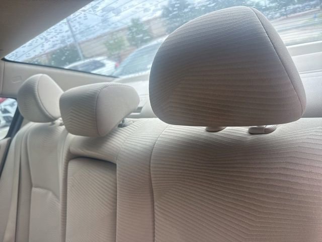 Used 2016 Honda Accord LX image 7