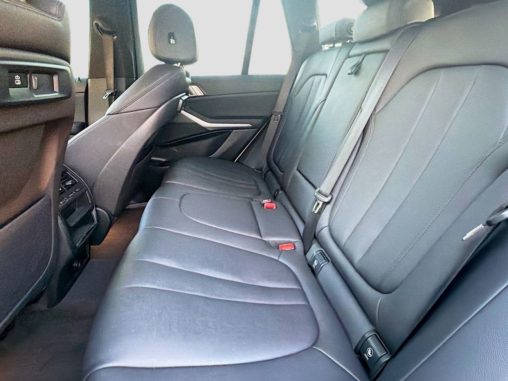 Used 2022 BMW X5 sDrive40i image 21