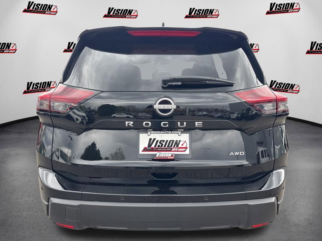 Used 2024 Nissan Rogue S AWD/4WD image 6