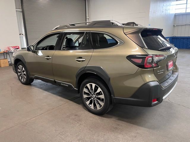 Used 2023 Subaru Outback Touring XT image 5