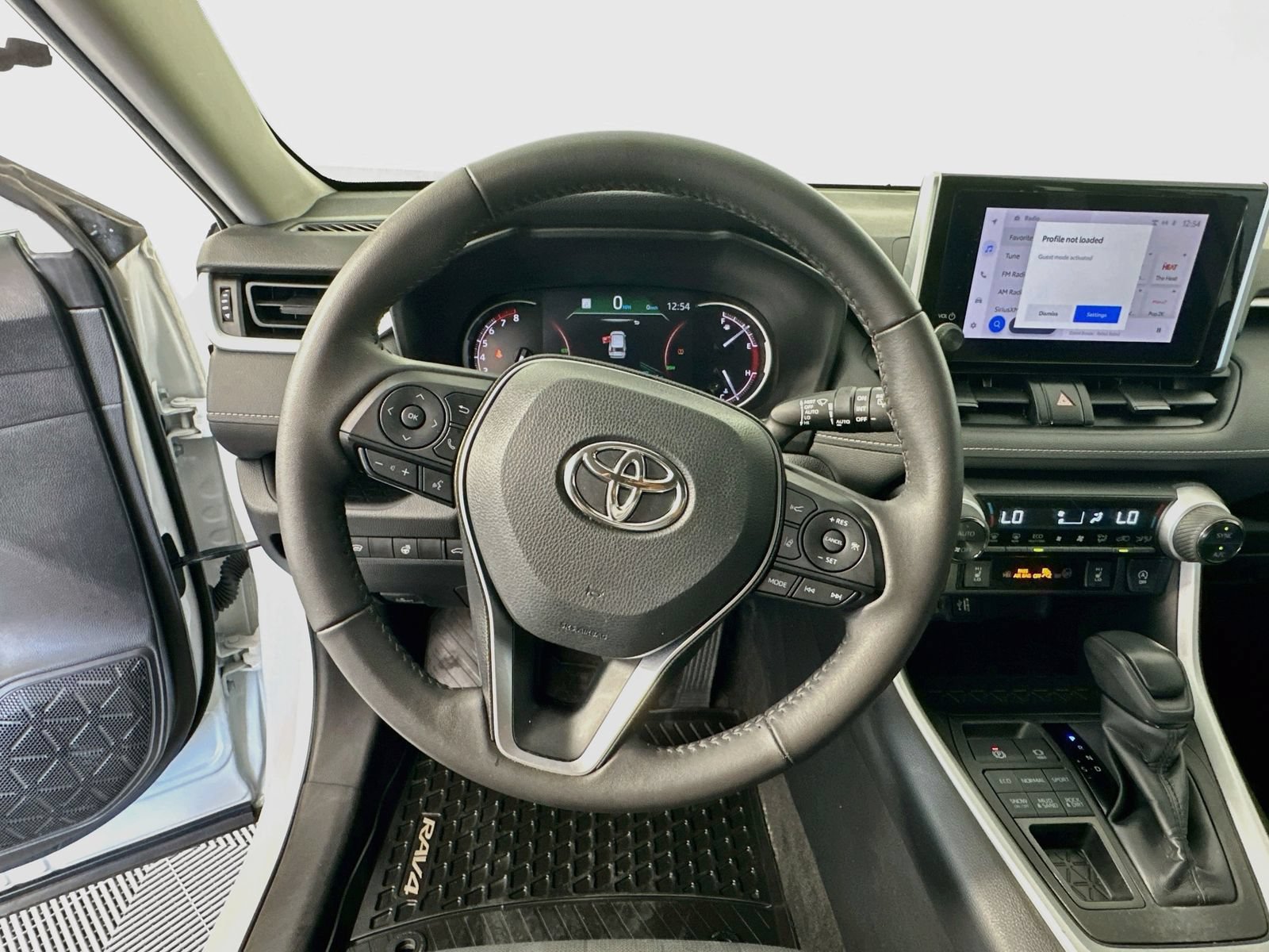 Used 2023 Toyota RAV4 XLE w/ Convenience Package AWD/4WD image 11