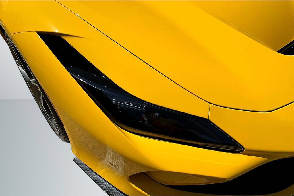 Used 2022 Ferrari F8 Tributo RWD image 26