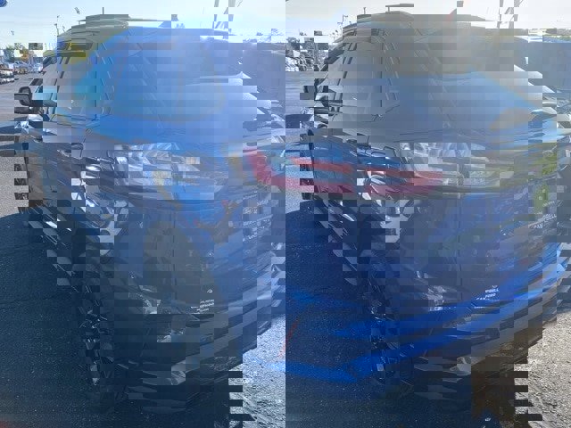 Certified 2022 Ford Edge SE w/ Black Appearance Package image 5