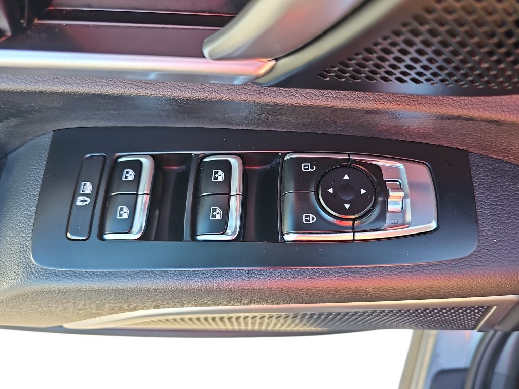 Used 2025 Kia Telluride S FWD image 27