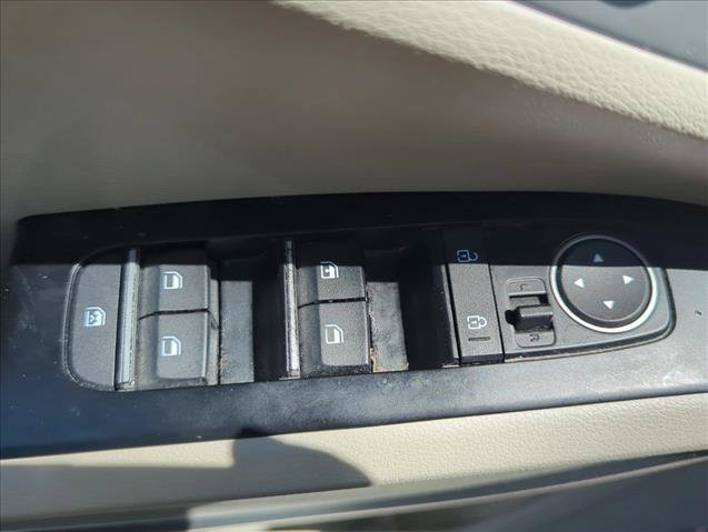 Used 2020 Kia Soul LX FWD image 10