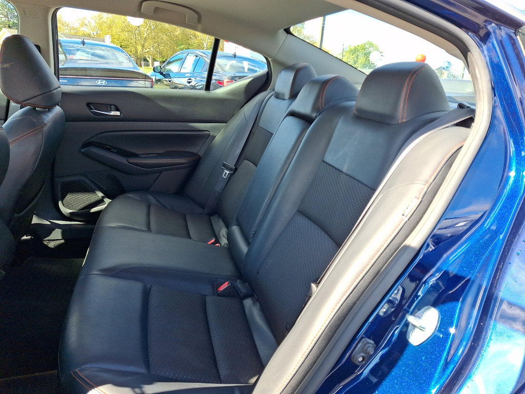 Used 2024 Nissan Altima 2.5 SR FWD image 20