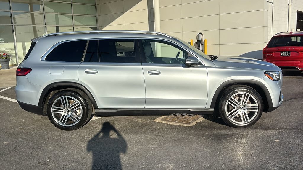 Used 2025 Mercedes-Benz GLS 450 4MATIC image 28