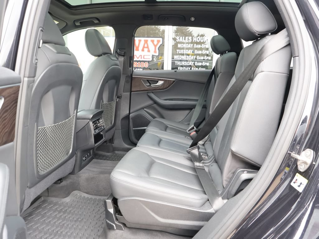 Used 2021 Audi Q7 3.0T Premium Plus w/ Executive Package AWD/4WD image 26