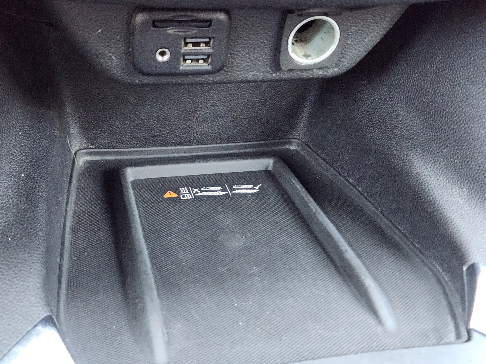 Used 2022 Chevrolet Traverse RS FWD image 17