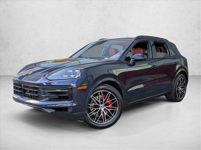 Used 2024 Porsche Cayenne AWD/4WD image 1