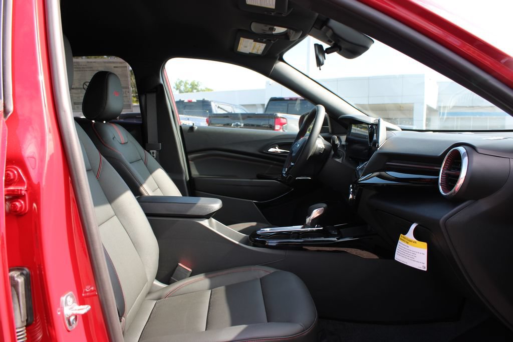 New 2026 Chevrolet Trax RS w/ Driver Confidence Package FWD image 29