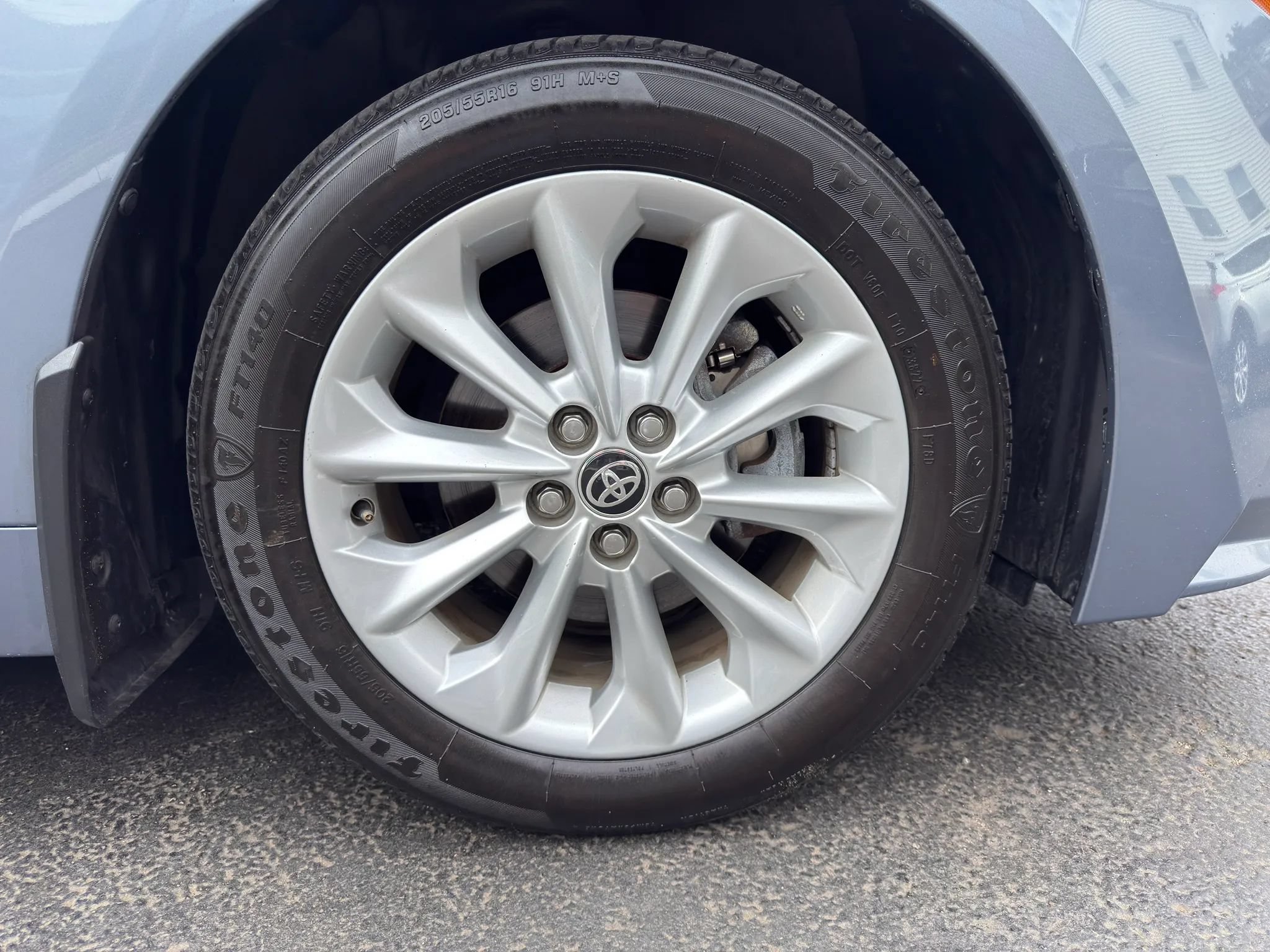 Used 2021 Toyota Corolla XLE FWD image 9