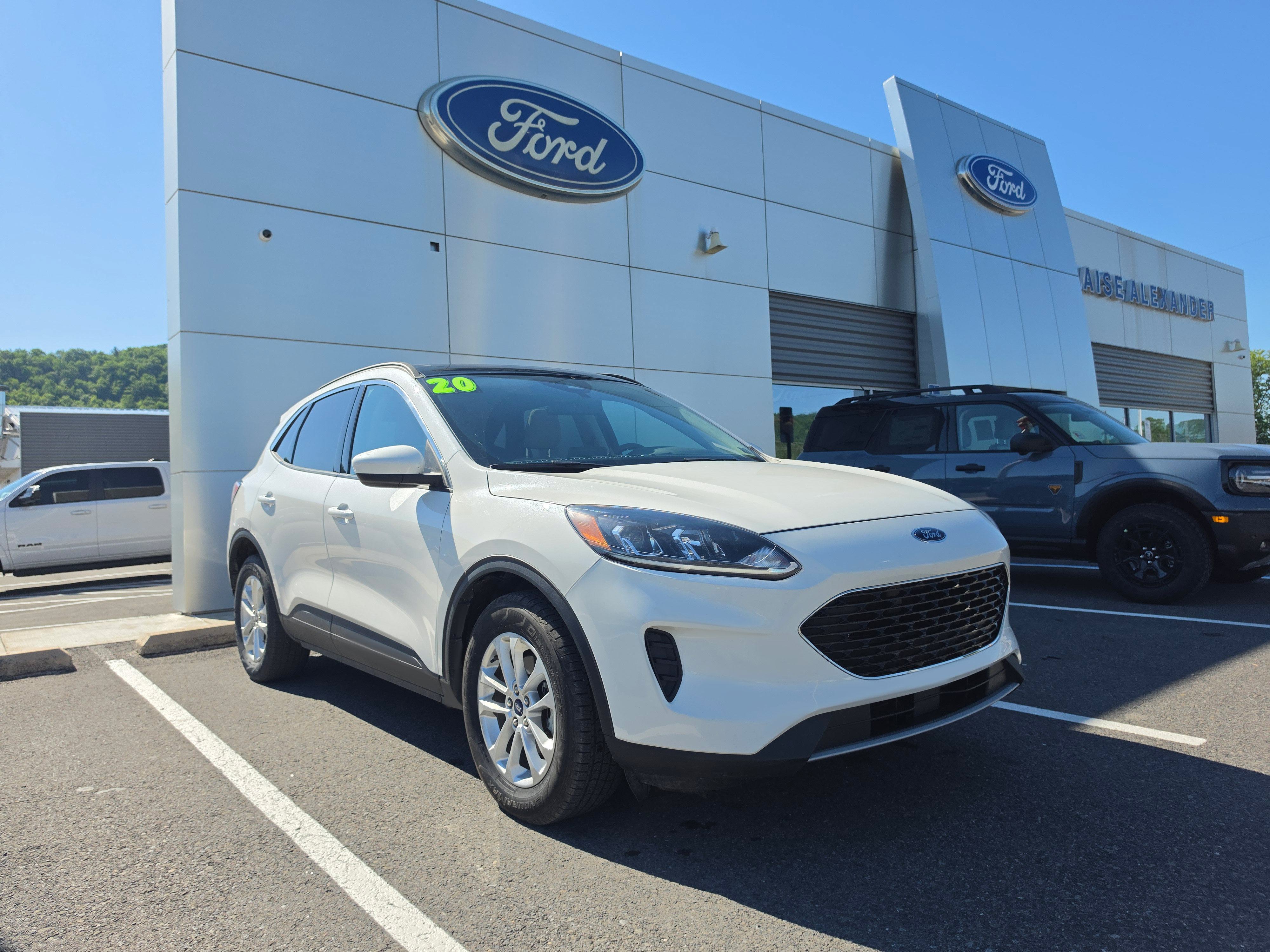 Used 2020 Ford Escape SE