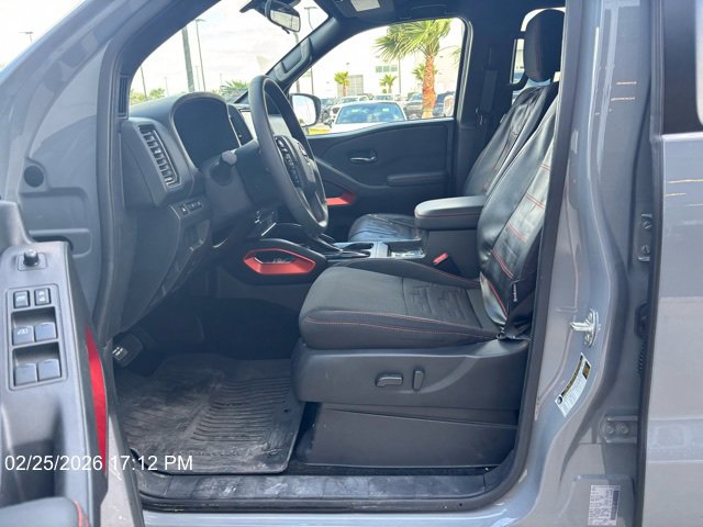 Used 2024 Nissan Frontier Pro-X image 13