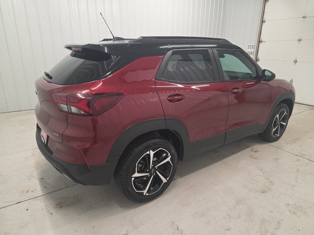 Used 2023 Chevrolet TrailBlazer RS AWD/4WD image 9
