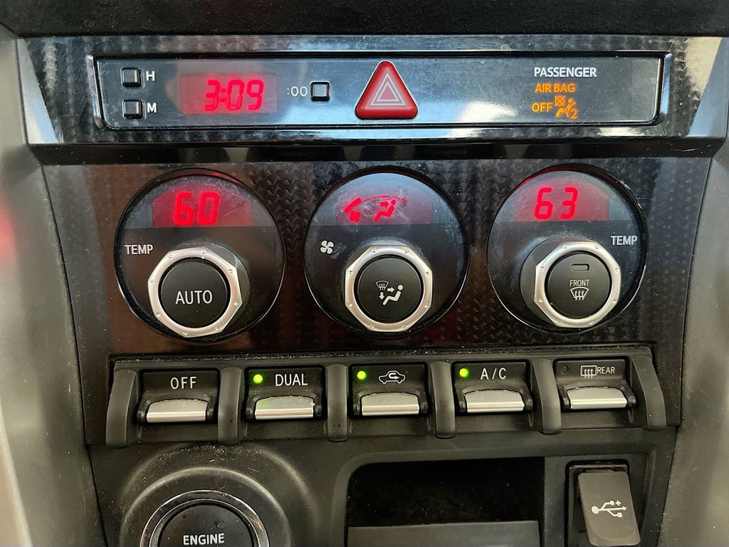 Used 2020 Toyota 86 RWD image 16