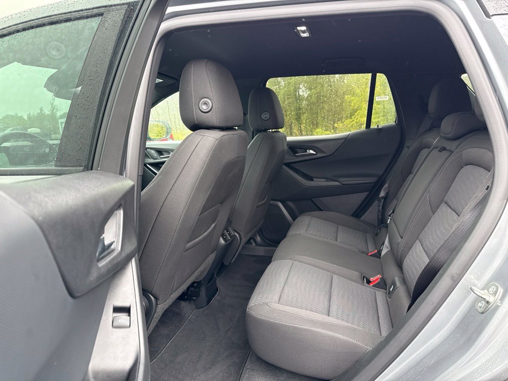 Used 2026 Chevrolet Equinox LT AWD/4WD image 20
