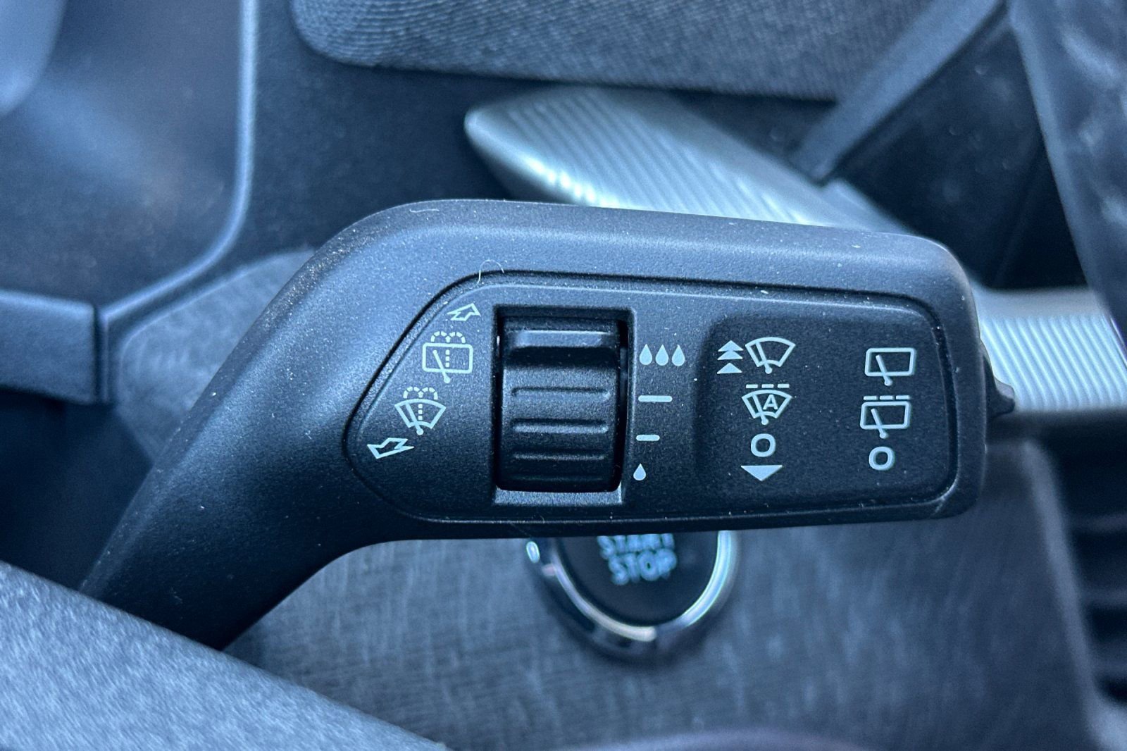 Used 2025 Ford Explorer Platinum w/ LUX Leather Package image 42