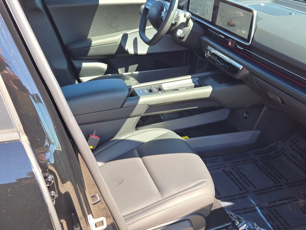 Used 2024 Hyundai Ioniq 6 SEL AWD/4WD image 6