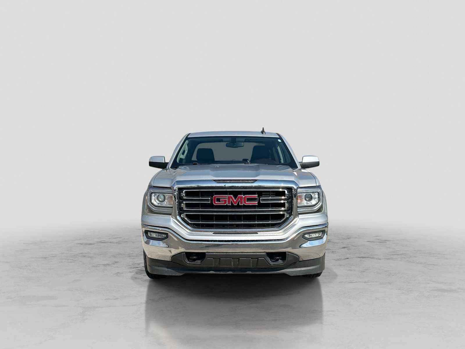 Used 2018 GMC Sierra 1500 SLE w/ SLE Value Package AWD/4WD image 9