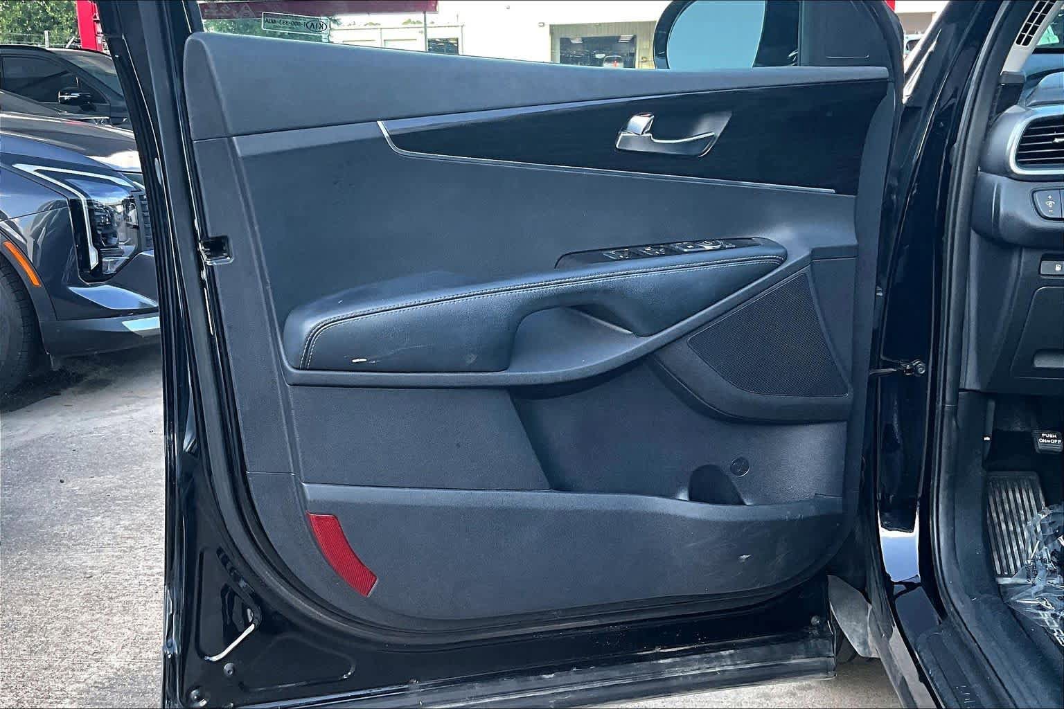 Used 2019 Kia Sorento L FWD image 21