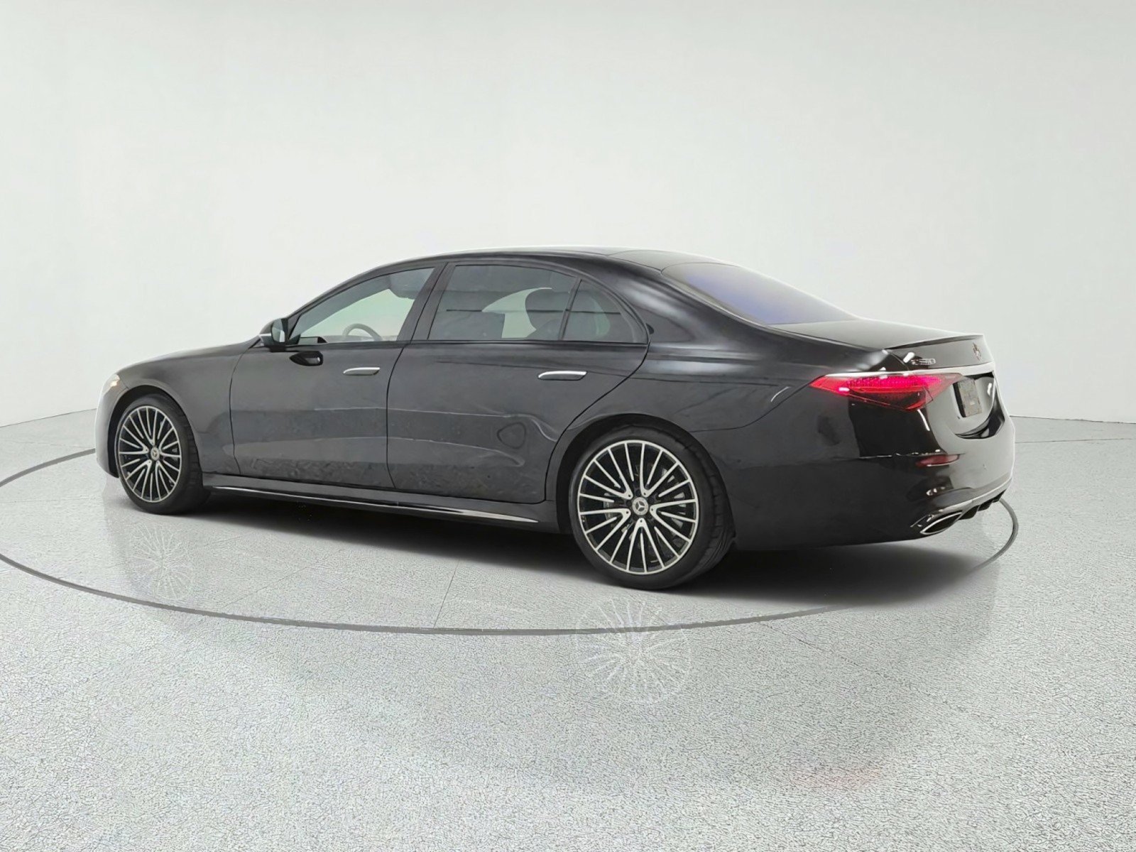 Used 2023 Mercedes-Benz S 580 4MATIC Sedan image 7