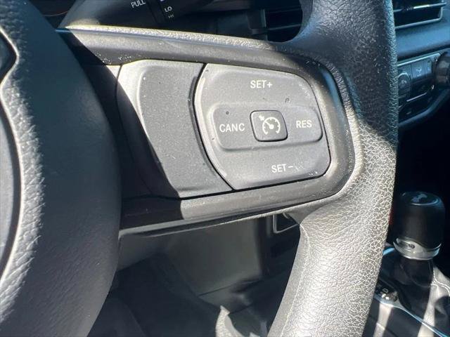 Certified 2025 Jeep Wrangler Sport AWD/4WD image 31
