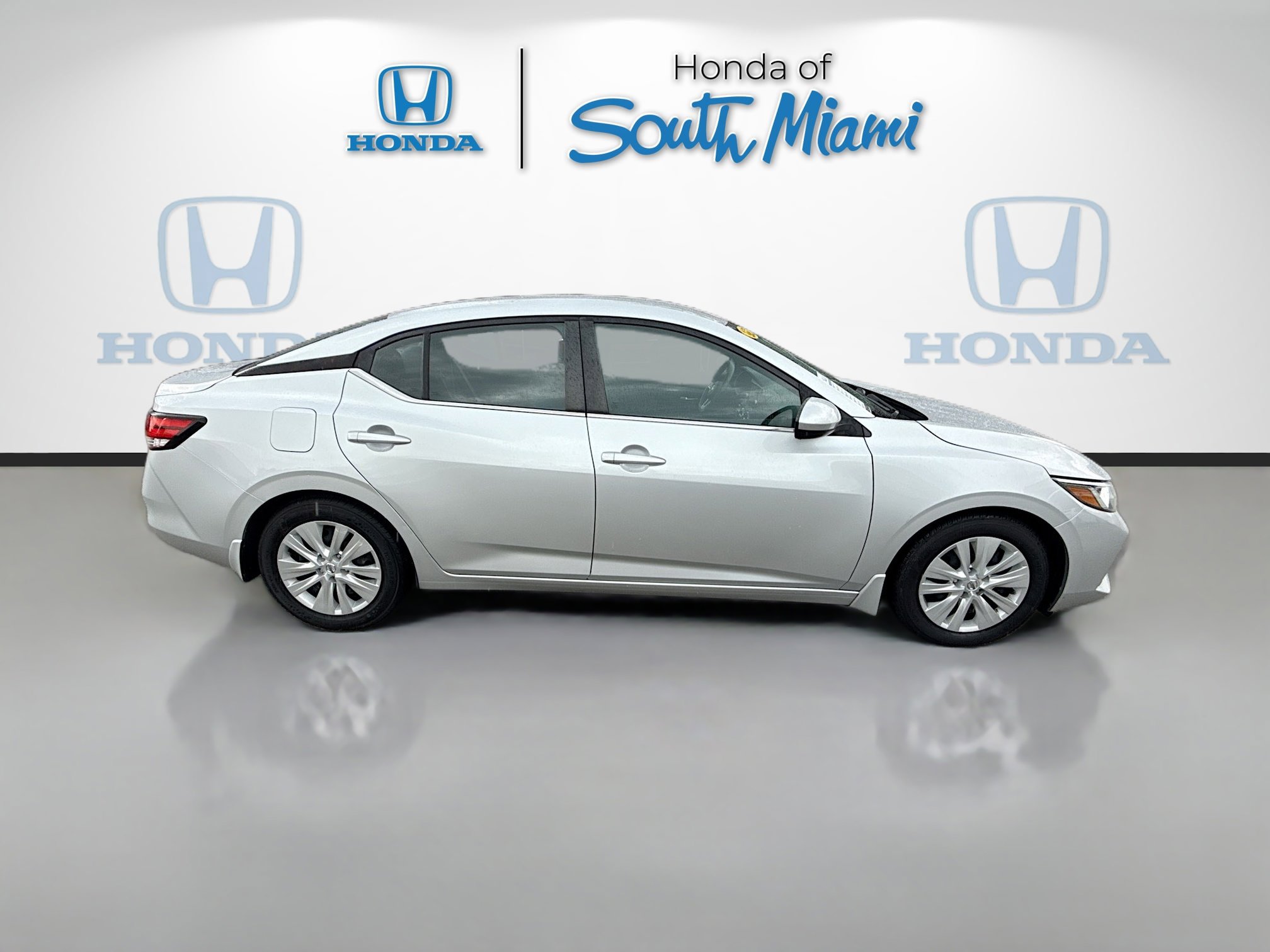 Used 2021 Nissan Sentra S image 8