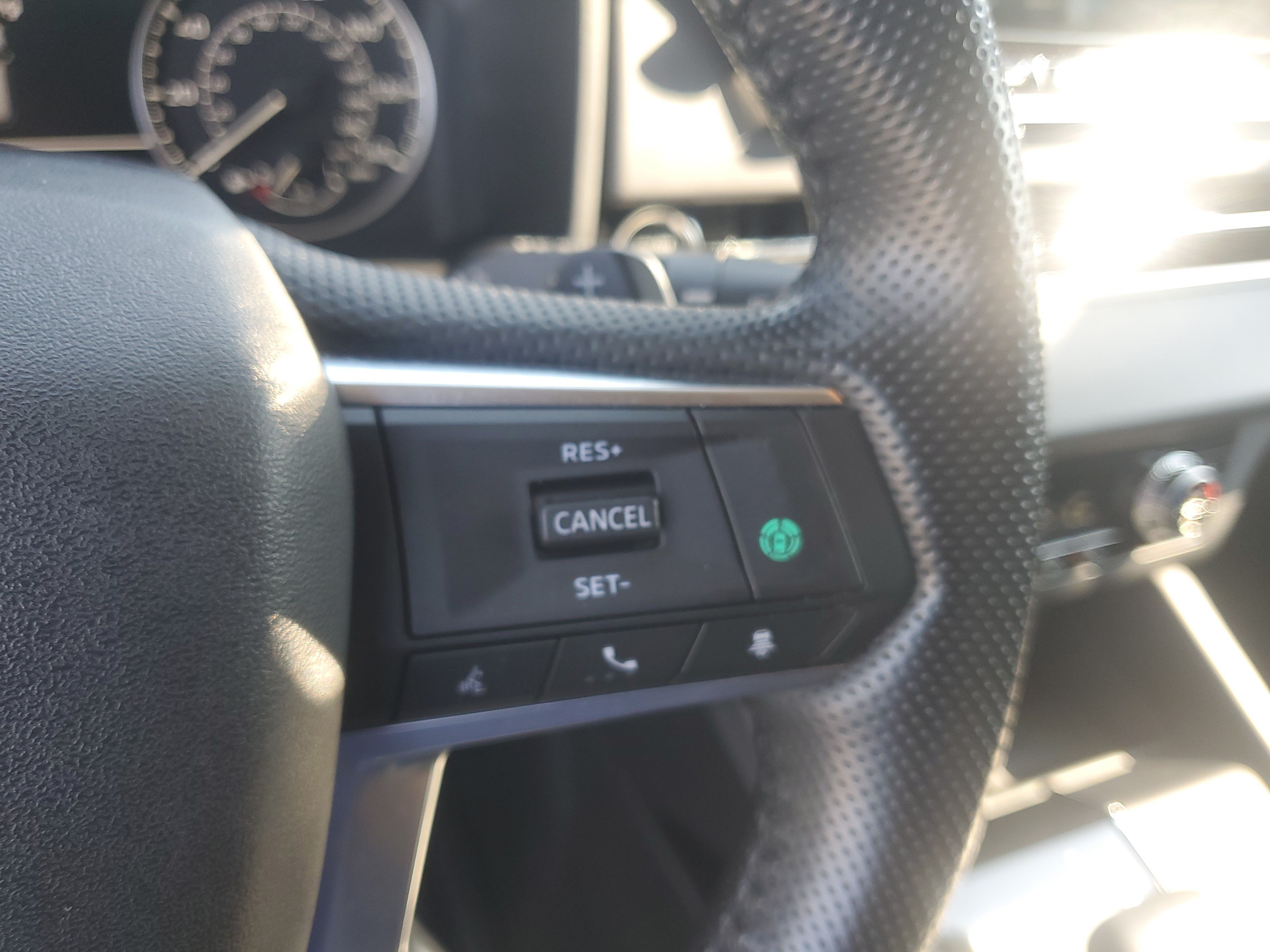 Used 2024 Mitsubishi Outlander SE FWD image 17