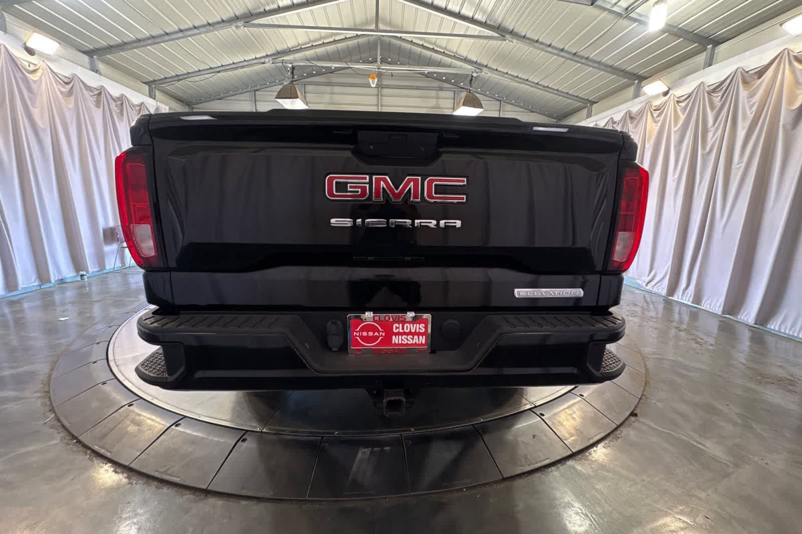 Used 2019 GMC Sierra 1500 Elevation w/ Elevation Value Package RWD image 8
