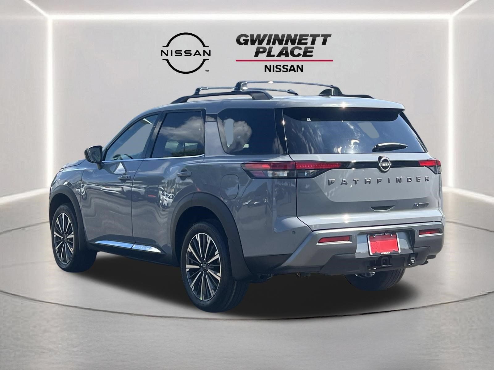 New 2026 Nissan Pathfinder Platinum FWD image 24