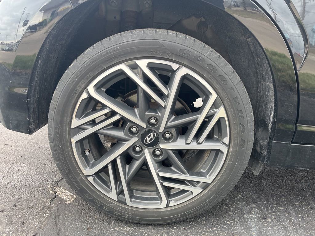 Used 2023 Hyundai Kona N Line image 11
