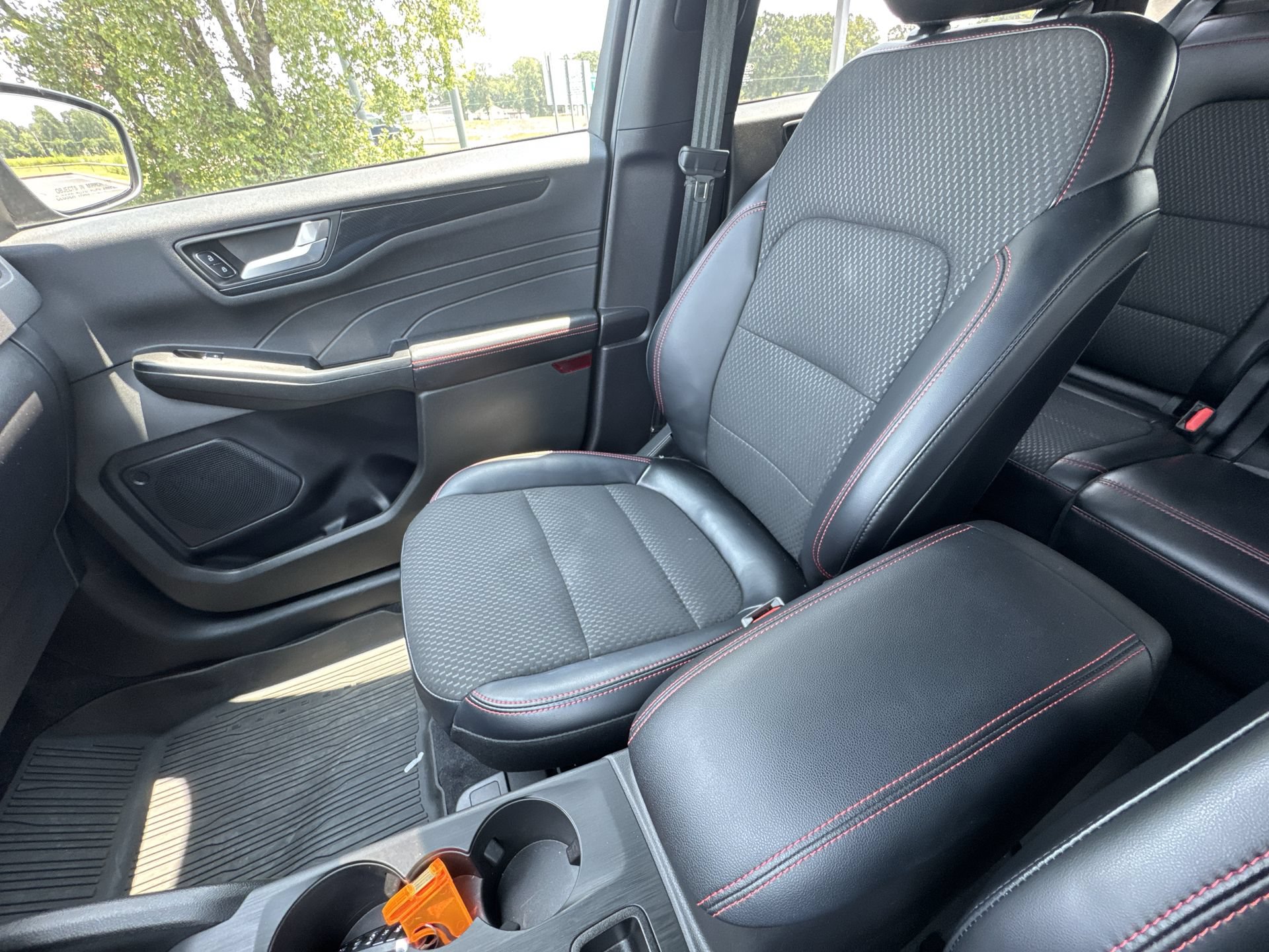 Used 2023 Ford Escape ST-Line w/ Tech Pack #1 AWD/4WD image 20