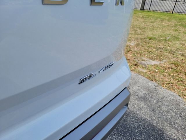 Used 2025 Nissan Pathfinder SL AWD/4WD image 7