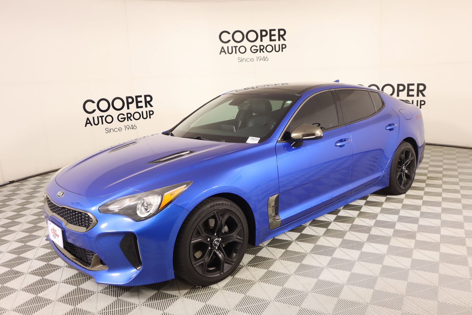 Used 2020 Kia Stinger GT-Line w/ Sun & Sound Package image 11