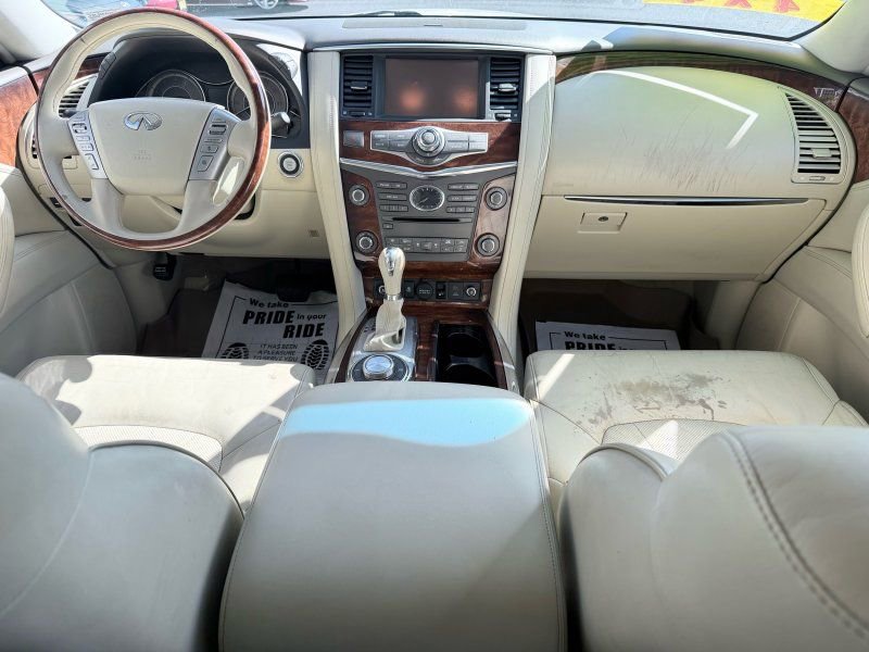 Used 2016 INFINITI QX80 4WD w/ Deluxe Technology Package image 8