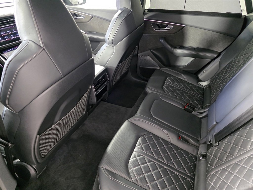 Used 2021 Audi SQ8 Prestige image 15