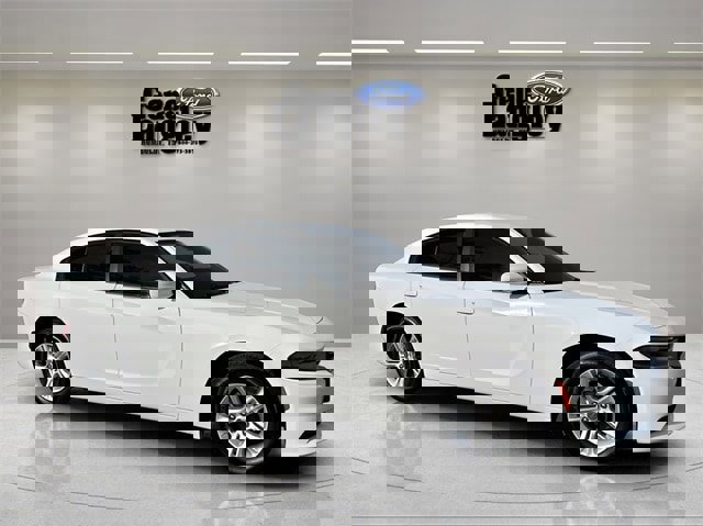 Used 2020 Dodge Charger SXT w/ Leather Interior Group image 10