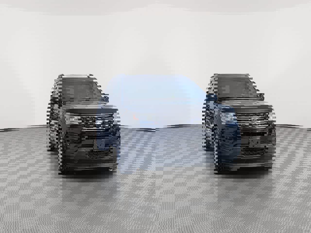 Used 2016 Ford Explorer FWD image 3