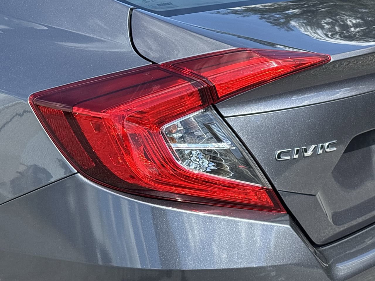 Used 2017 Honda Civic EX image 7