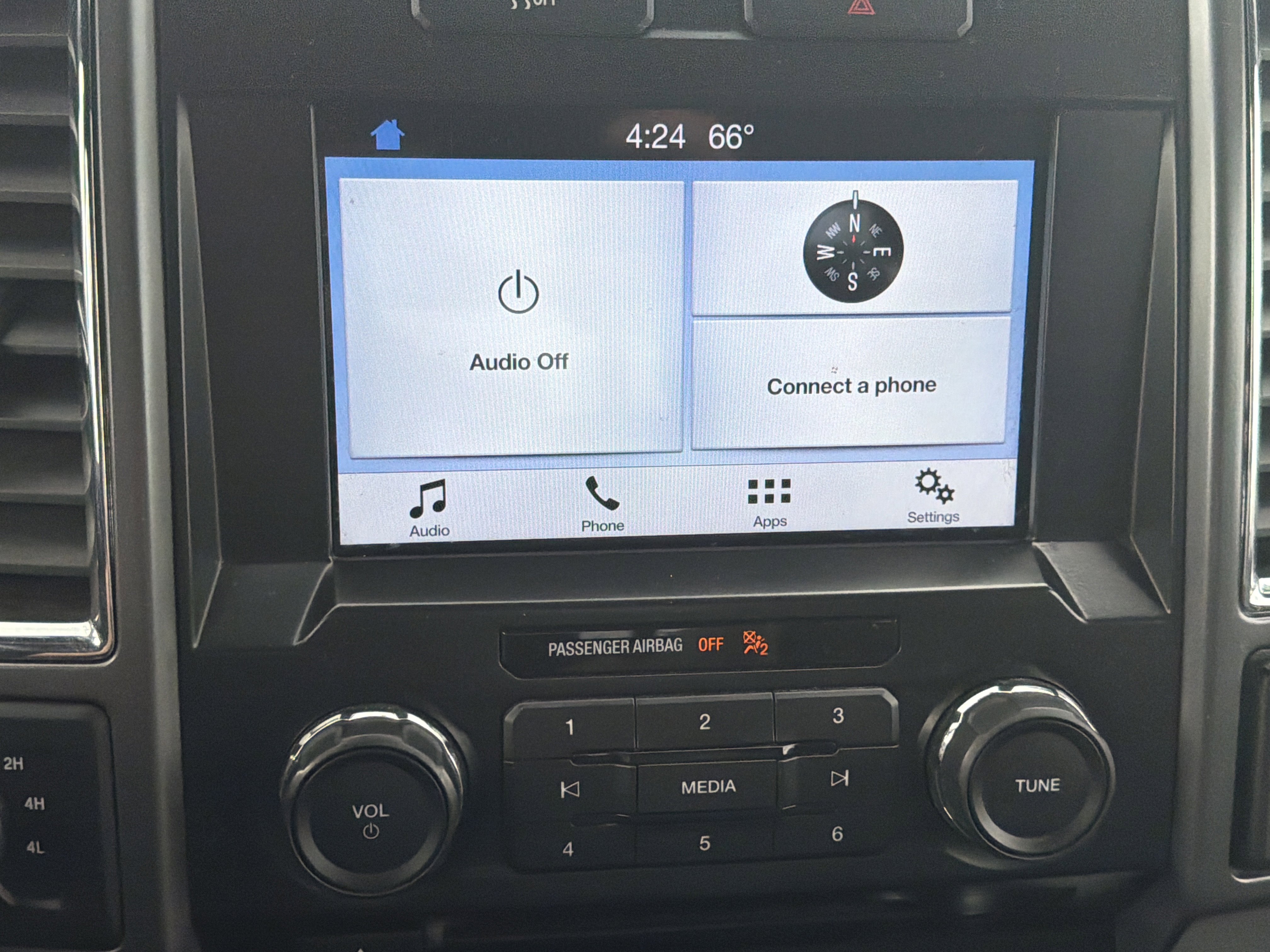 Used 2016 Ford F150 XLT w/ Equipment Group 302A Luxury AWD/4WD image 29