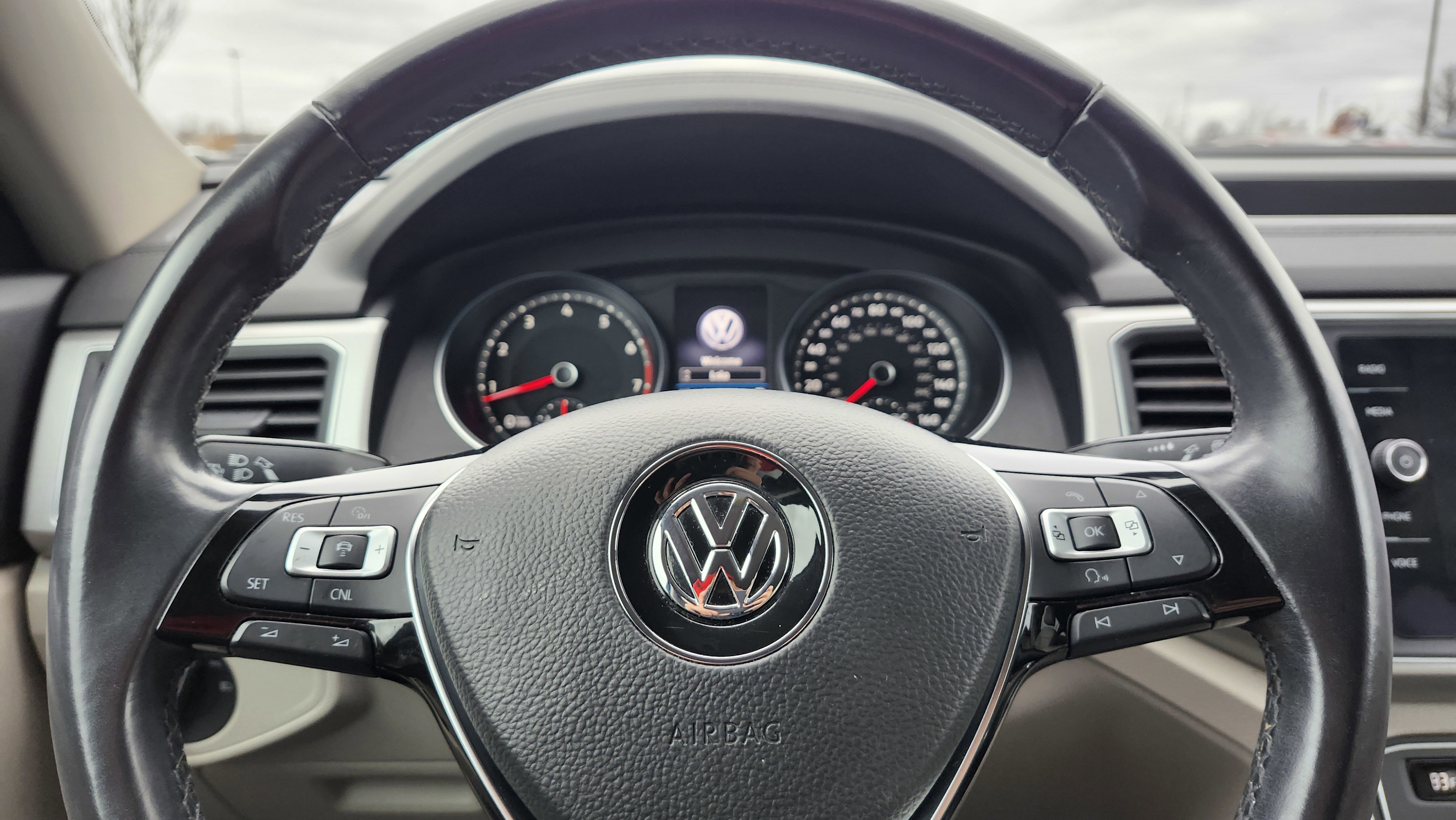 Used 2018 Volkswagen Atlas SE image 23