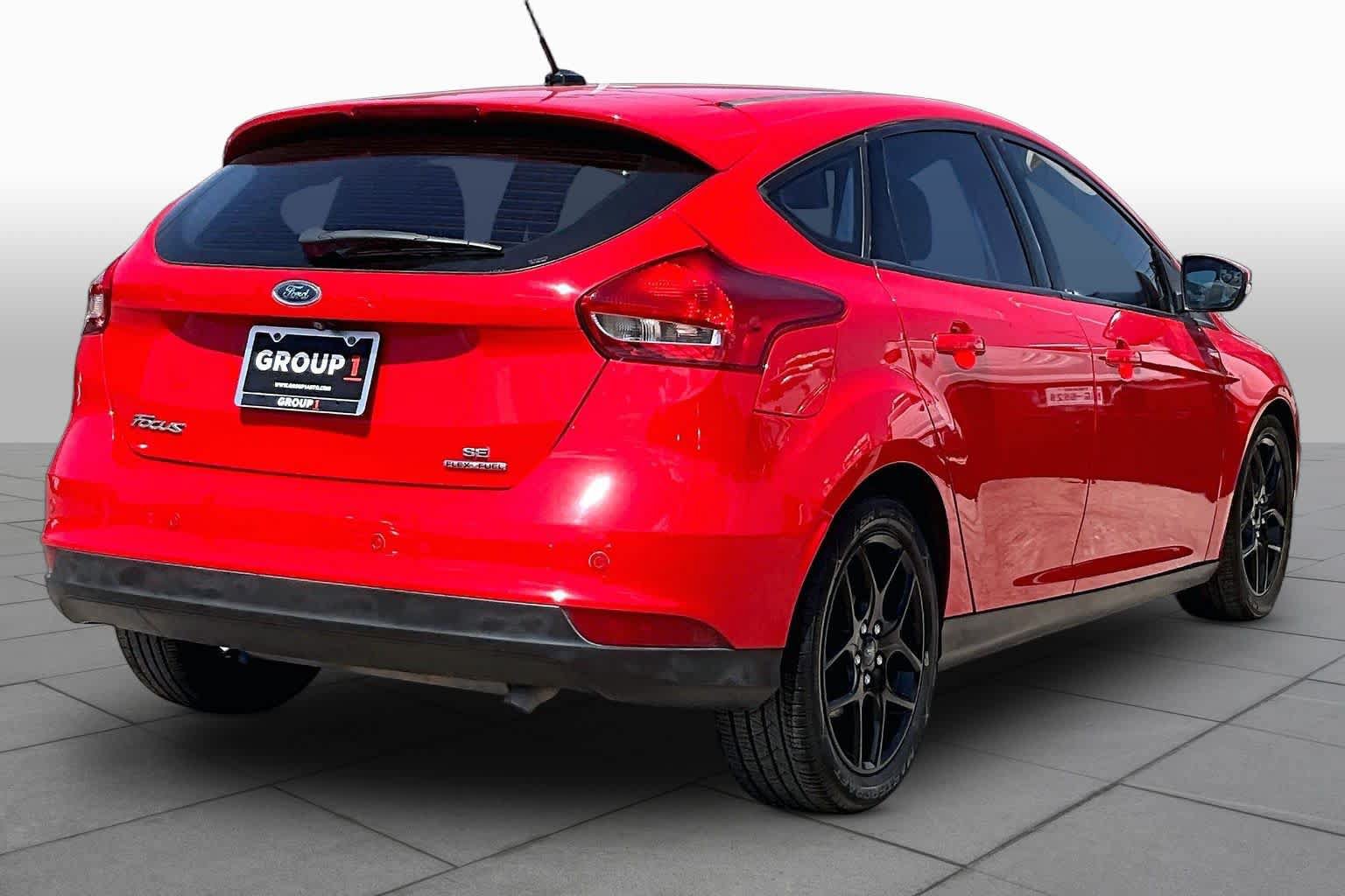 Used 2016 Ford Focus SE w/ Equipment Group 201A FWD image 13